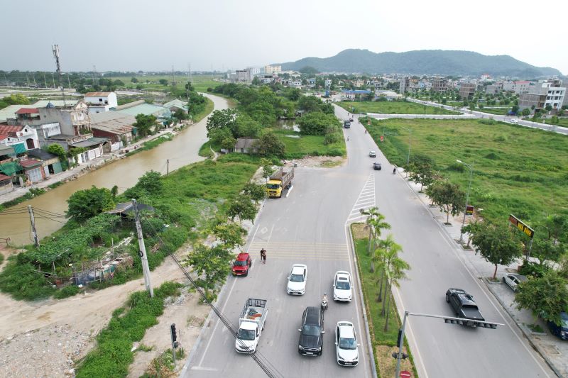 Thanh Hóa: Bao giờ triển khai mở rộng tuyến đường Đại lộ Đông - Tây?- Ảnh 1. Thanh Hóa: Bao giờ triển khai mở rộng tuyến đường Đại lộ Đông - Tây?- Ảnh 1.