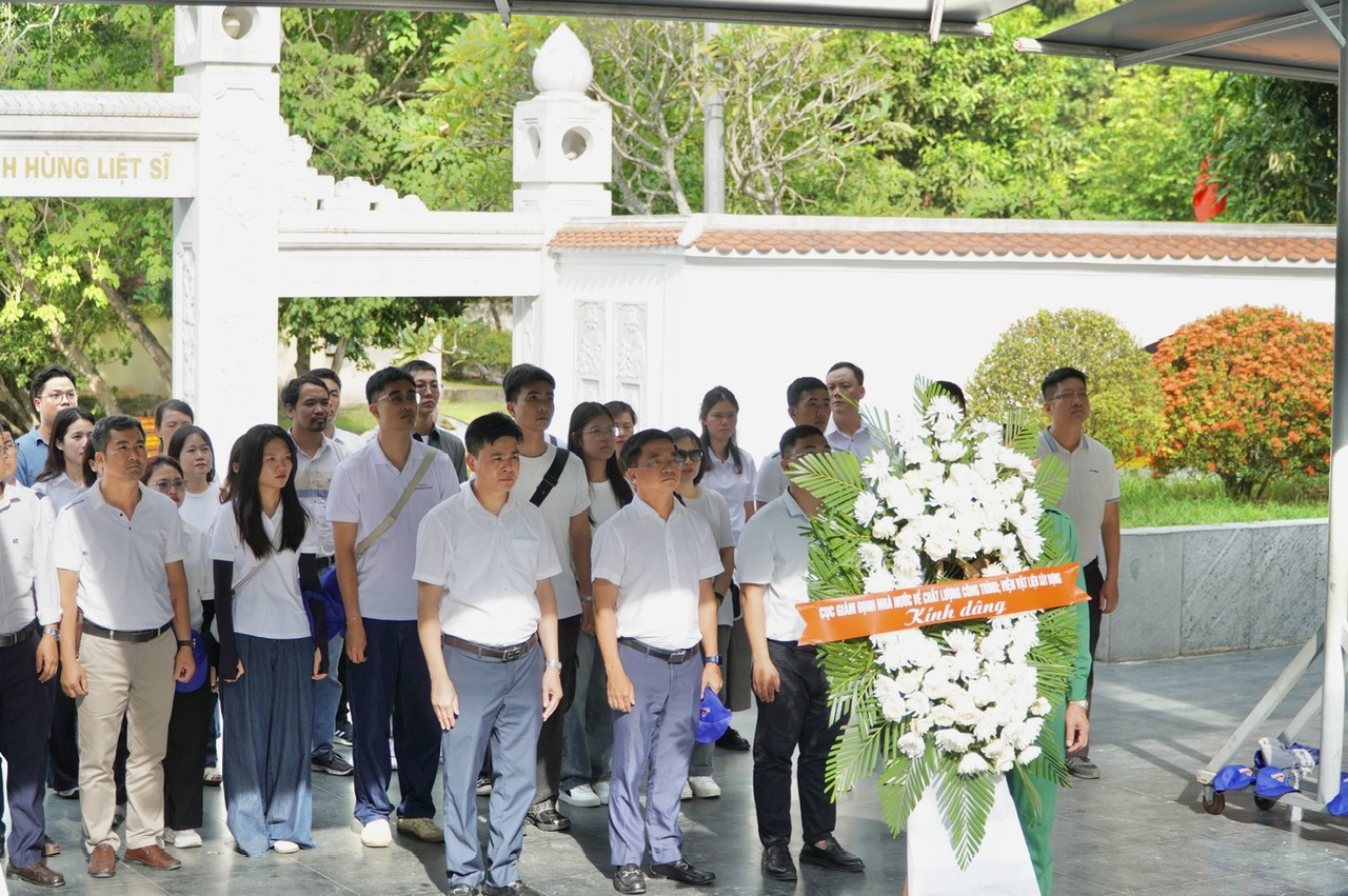 Đoàn thanh niên Cục Giám định và Viện Vật liệu xây dựng tri ân cùng “Hành trình đỏ"- Ảnh 4. Đoàn thanh niên Cục Giám định và Viện Vật liệu xây dựng tri ân cùng “Hành trình đỏ"- Ảnh 4.