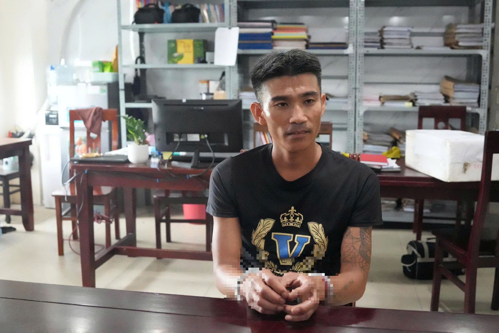 Nghệ An: Phá đường dây ma túy xuyên quốc gia, thu 60 bánh heroin và 37kg ma túy đá- Ảnh 1.
