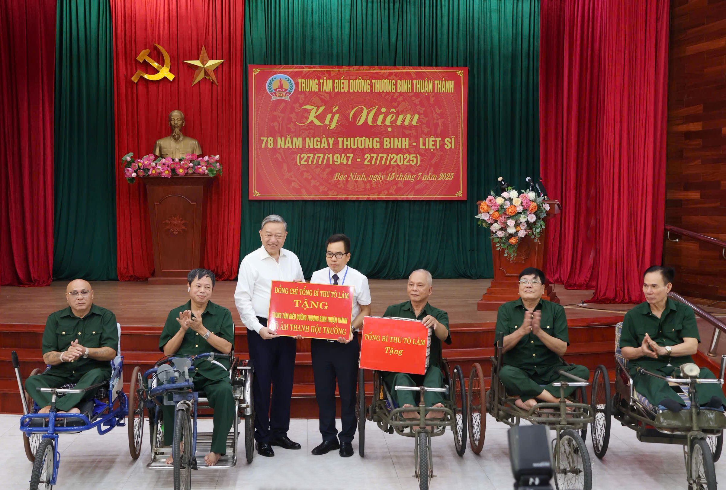 Tổng Bí thư Tô Lâm: Đảng, Nhà nước luôn quan tâm, chăm lo người có công- Ảnh 2. Tổng Bí thư Tô Lâm: Đảng, Nhà nước luôn quan tâm, chăm lo người có công- Ảnh 2.