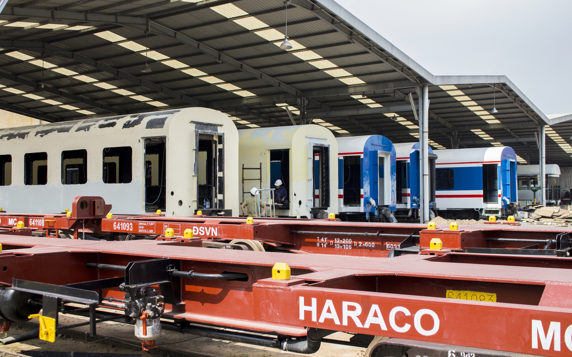 Sẽ c&oacute; tổ hợp c&ocirc;ng nghiệp đường sắt quy m&ocirc; lớn sản xuất, lắp r&aacute;p đầu m&aacute;y, toa xe