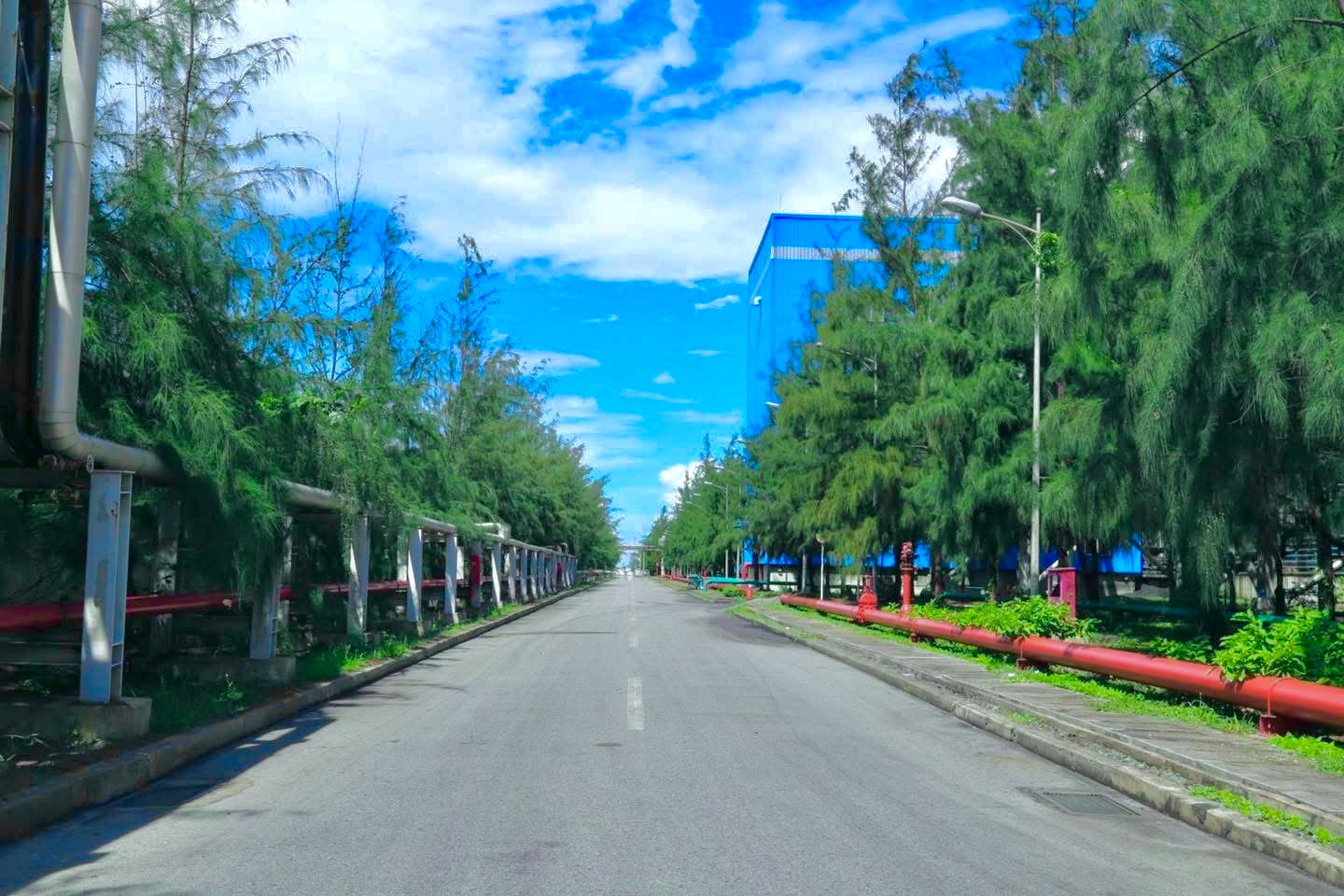 Nhiệt điện Duyên Hải phát triển sản xuất gắn với hệ thống bảo vệ môi trường- Ảnh 4. Nhiệt điện Duyên Hải phát triển sản xuất gắn với hệ thống bảo vệ môi trường- Ảnh 4.