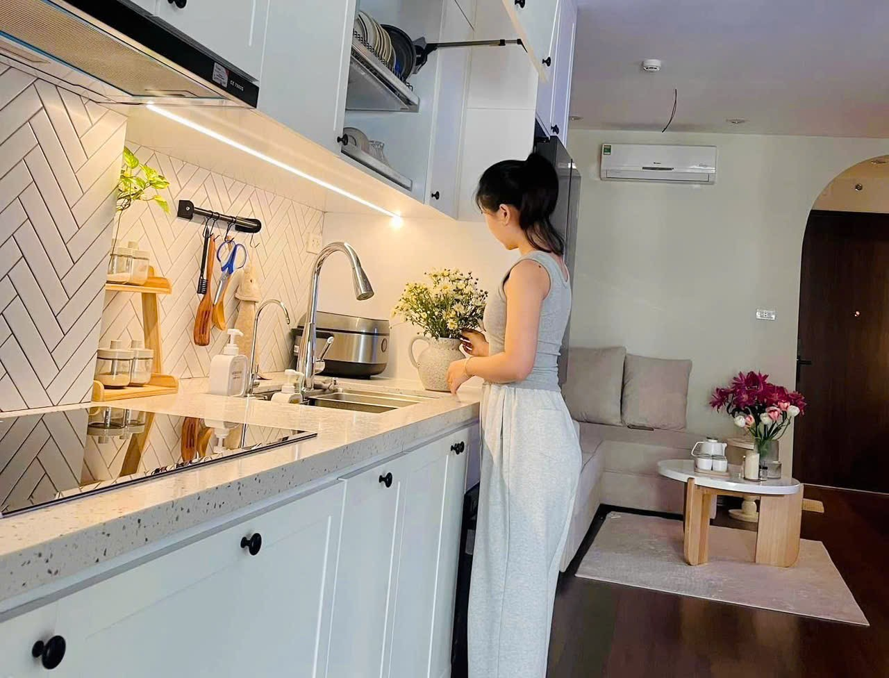 Người trẻ chọn ở nhà thuê “xịn” thay vì mua nhà cũ- Ảnh 2. Người trẻ chọn ở nhà thuê “xịn” thay vì mua nhà cũ- Ảnh 2.