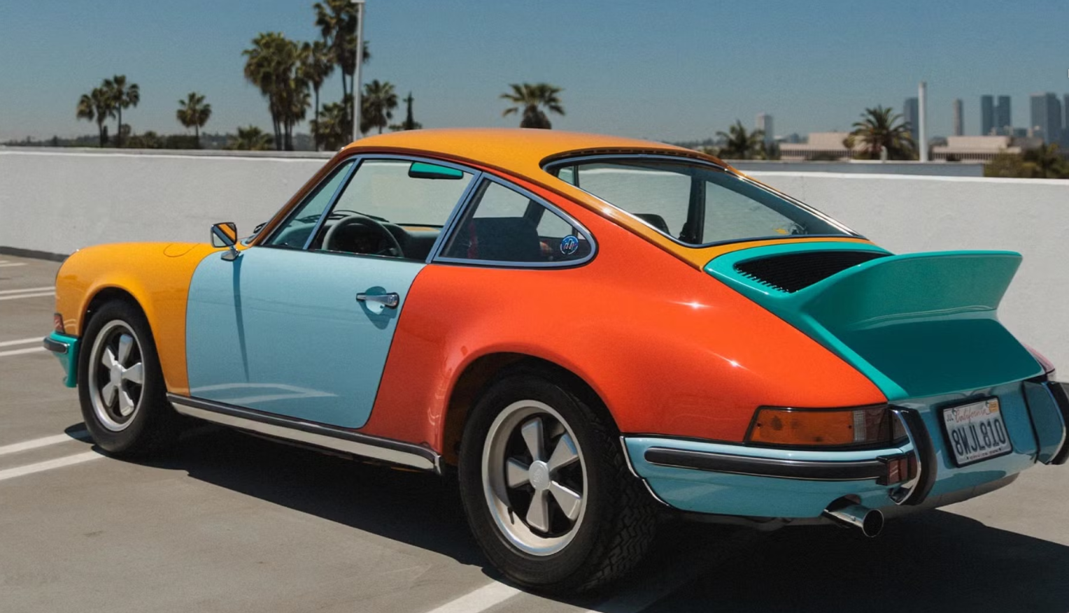 Porsche 2.7 RS trẻ trung với gam màu rực rỡ- Ảnh 4. Porsche 2.7 RS trẻ trung với gam màu rực rỡ- Ảnh 4.