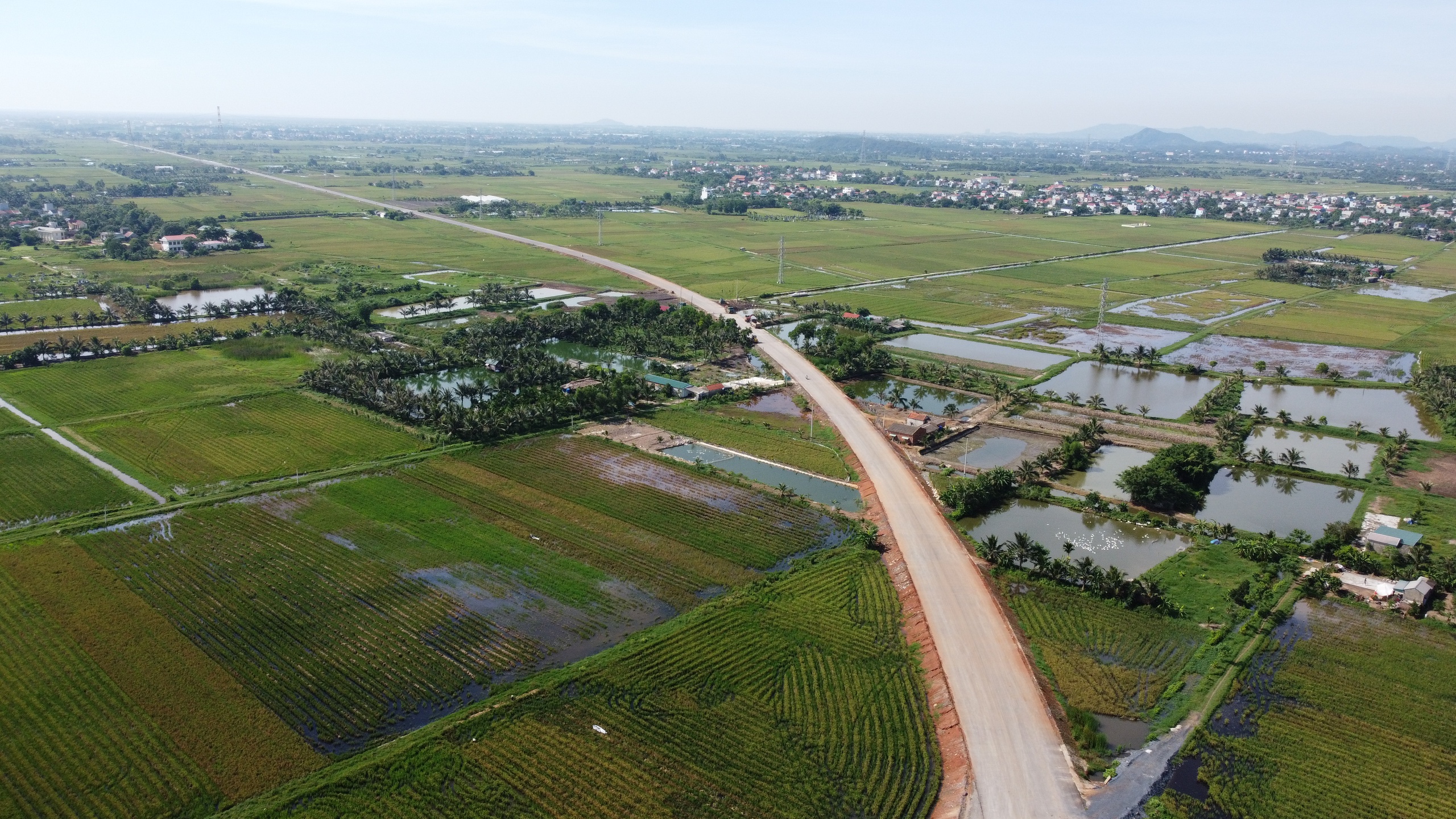Thanh Hóa "thúc" tiến độ giải phóng mặt bằng dự án giao thông 900 tỷ đồng- Ảnh 3.