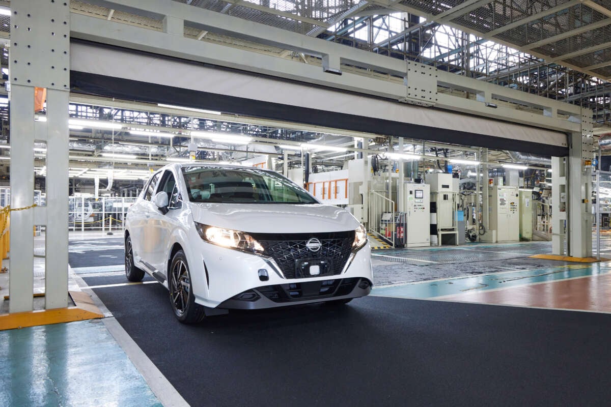 Nissan đóng cửa nhà máy vì áp lực tài chính - Ảnh 2. Nissan đóng cửa nhà máy vì áp lực tài chính - Ảnh 2.