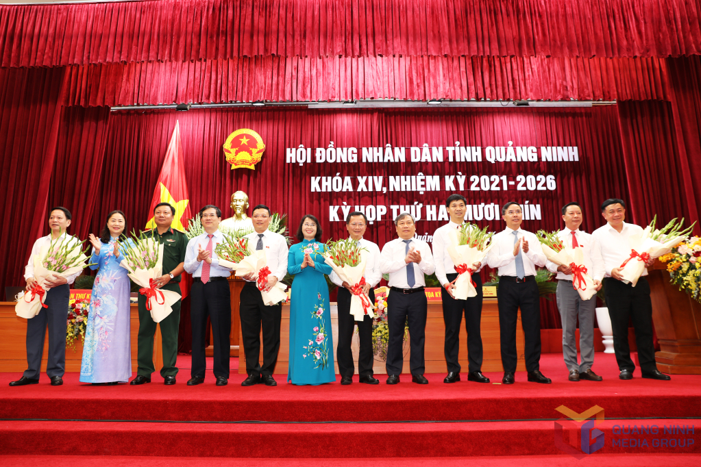 Quảng Ninh có 2 tân phó chủ tịch UBND tỉnh nhiệm kỳ 2021-2026- Ảnh 1. Quảng Ninh có 2 tân phó chủ tịch UBND tỉnh nhiệm kỳ 2021-2026- Ảnh 1.