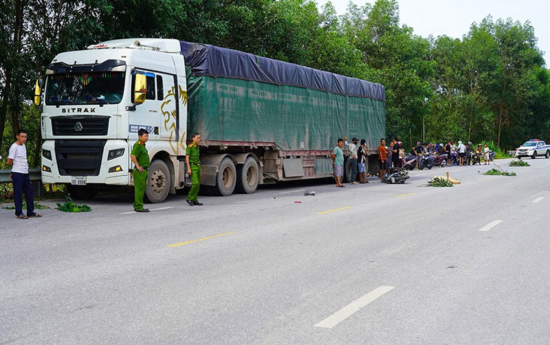 Hiện trường vụ tai nạn - Ảnh: S.H. Hiện trường vụ tai nạn - Ảnh: S.H.