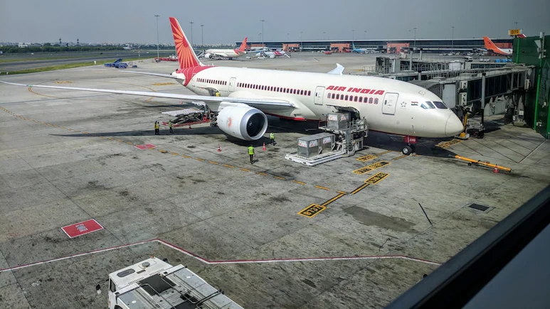 Air India hoàn tất kiểm tra công tắc nhiên liệu máy bay Boeing, không phát hiện bất thường- Ảnh 1. Air India hoàn tất kiểm tra công tắc nhiên liệu máy bay Boeing, không phát hiện bất thường- Ảnh 1.