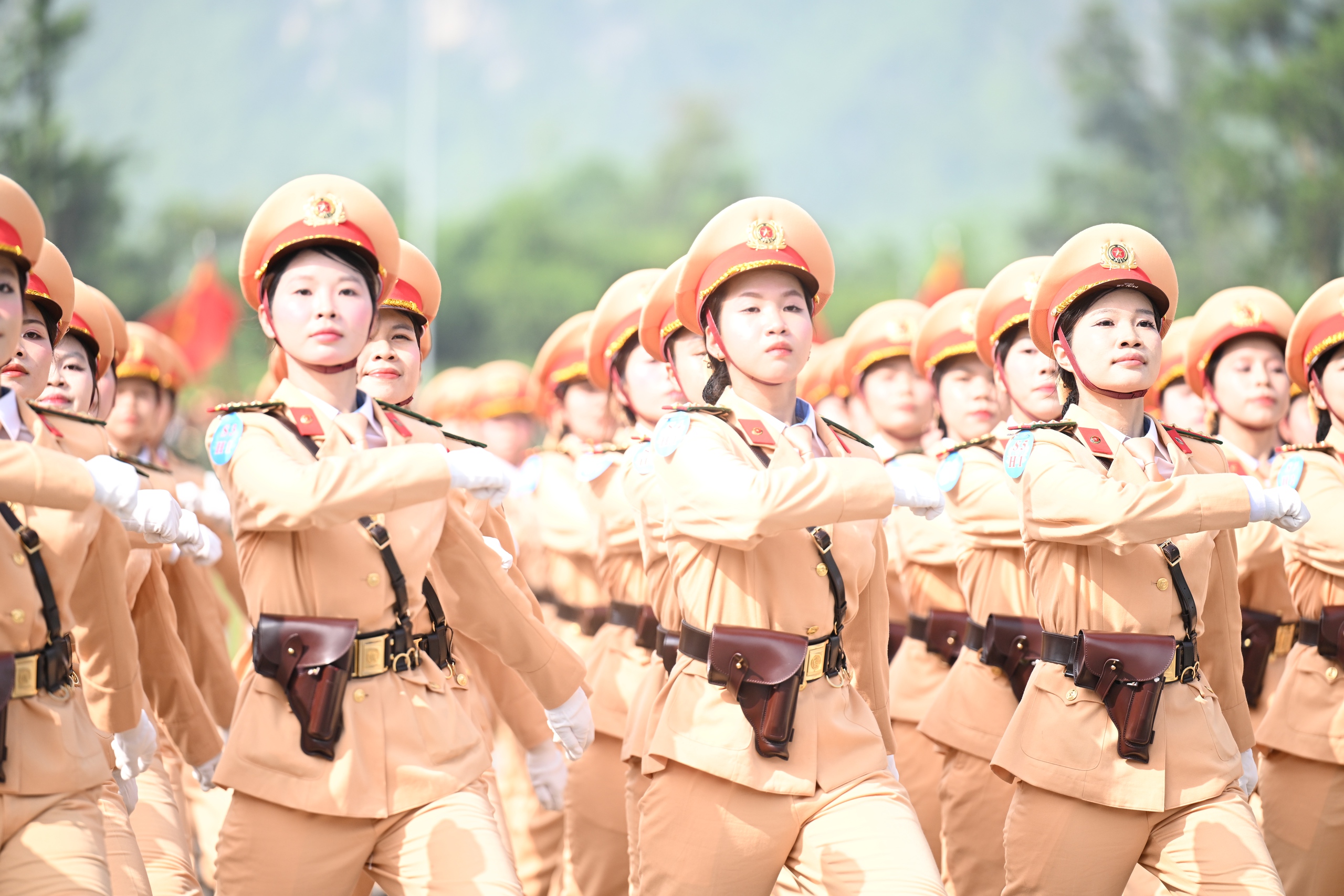 Dàn khí tài hiện đại lần đầu hợp luyện cùng khối diễu binh mừng đại lễ 2/9- Ảnh 4. Dàn khí tài hiện đại lần đầu hợp luyện cùng khối diễu binh mừng đại lễ 2/9- Ảnh 4.