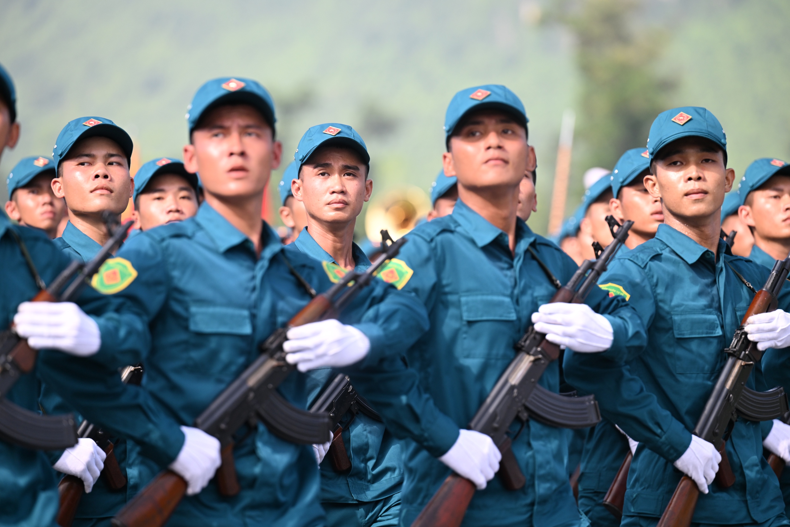 Dàn khí tài hiện đại lần đầu hợp luyện cùng khối diễu binh mừng đại lễ 2/9- Ảnh 10. Dàn khí tài hiện đại lần đầu hợp luyện cùng khối diễu binh mừng đại lễ 2/9- Ảnh 10.