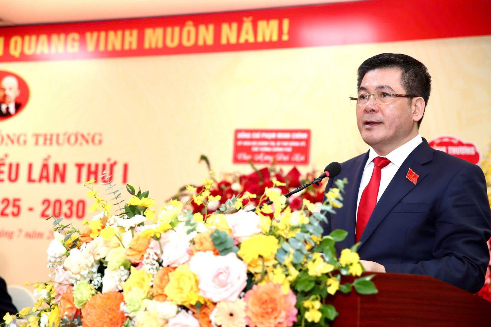 Đảng bộ Bộ Công thương xác định 7 nhiệm vụ trọng tâm và 6 đột phá chiến lược- Ảnh 6. Đảng bộ Bộ Công thương xác định 7 nhiệm vụ trọng tâm và 6 đột phá chiến lược- Ảnh 6.