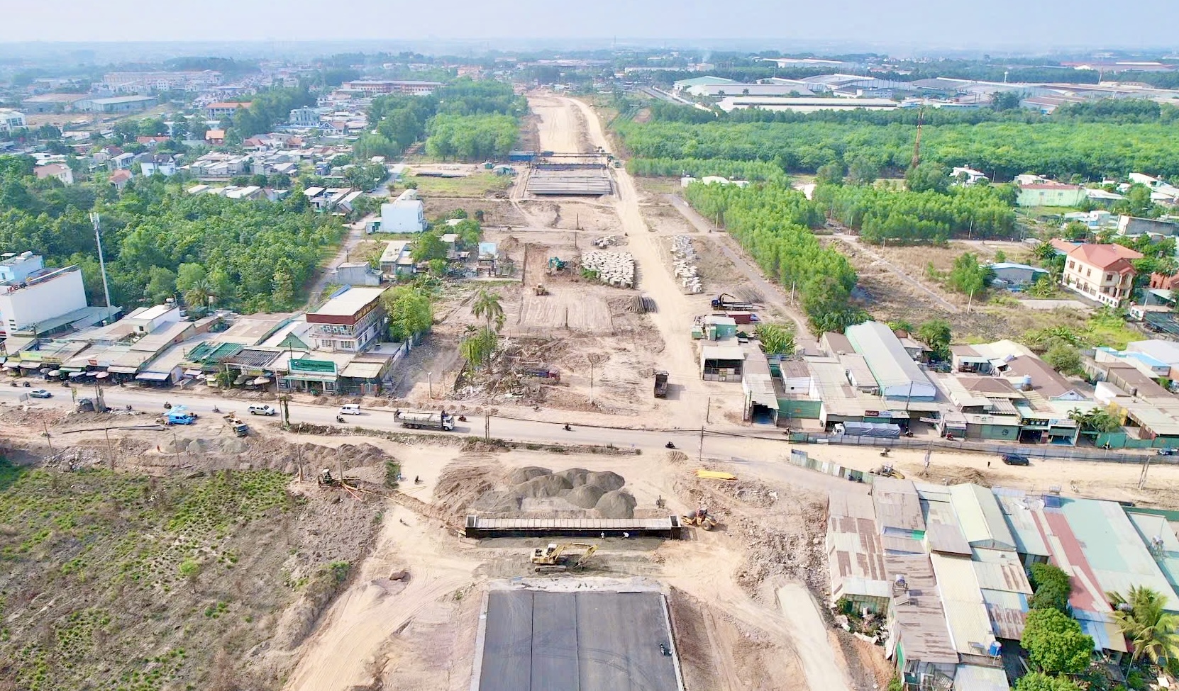 Tăng cường đảm bảo an toàn lao động sau sự cố thi công cao tốc qua Đồng Nai- Ảnh 1. Tăng cường đảm bảo an toàn lao động sau sự cố thi công cao tốc qua Đồng Nai- Ảnh 1.