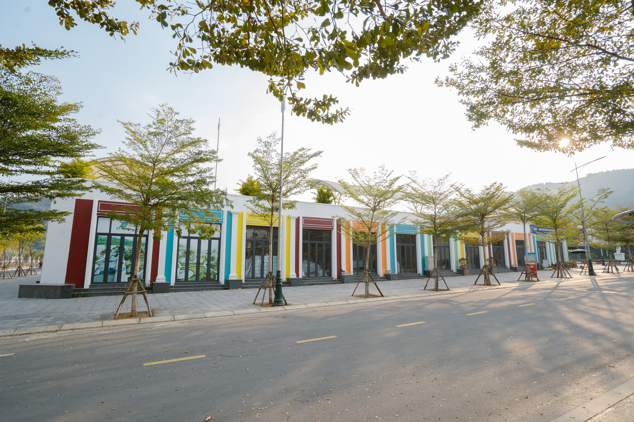 Picenza Riverside Sơn La: “Trái tim” thương mại dịch vụ của khu đô thị kiểu mẫu Tây Bắc- Ảnh 1. Picenza Riverside Sơn La: “Trái tim” thương mại dịch vụ của khu đô thị kiểu mẫu Tây Bắc- Ảnh 1.