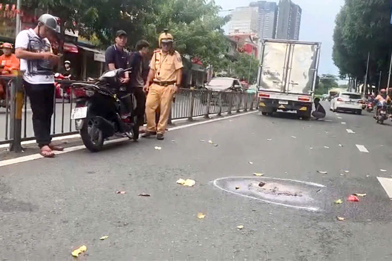 Hiện trường tai nạn ở phường Vườn Lài, TP.HCM. Hiện trường tai nạn ở phường Vườn Lài, TP.HCM.