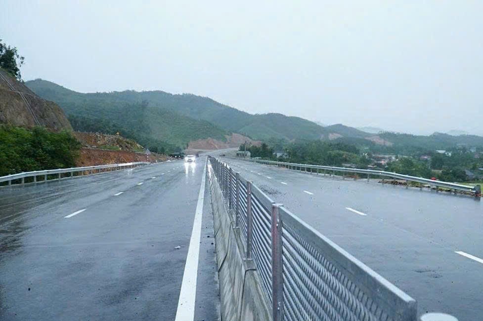 Thái Nguyên: Yêu cầu thông xe kỹ thuật tuyến đường liên vùng trước ngày 19/8- Ảnh 2.