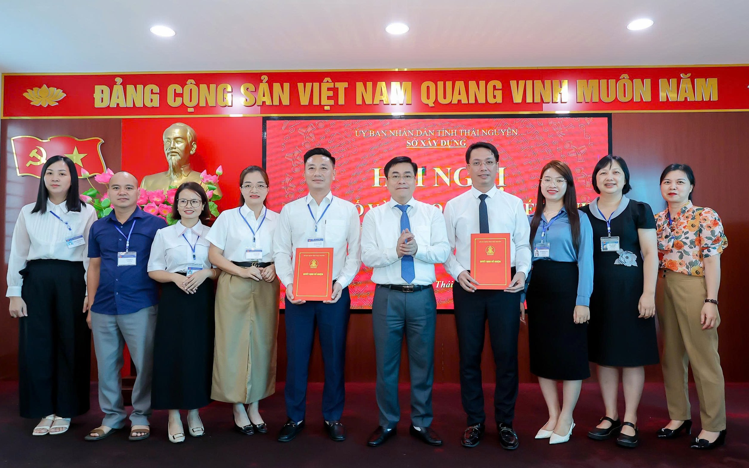 Ông Trần Công Hòa giữ chức Giám đốc Sở Xây dựng Thái Nguyên- Ảnh 2.