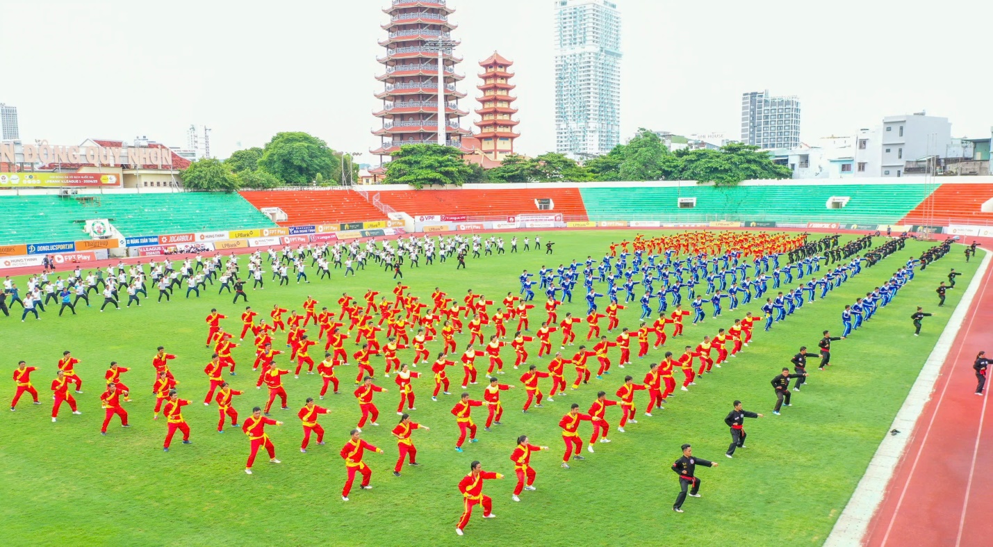 Rước Cúp Hoàng đế Quang Trung, tái hiện dấu ấn thiêng liêng của võ cổ truyền Bình Định- Ảnh 7.