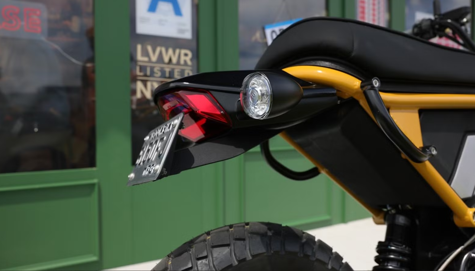 Xe điện mini mới cạnh tranh với Honda Monkey- Ảnh 4. Xe điện mini mới cạnh tranh với Honda Monkey- Ảnh 4.