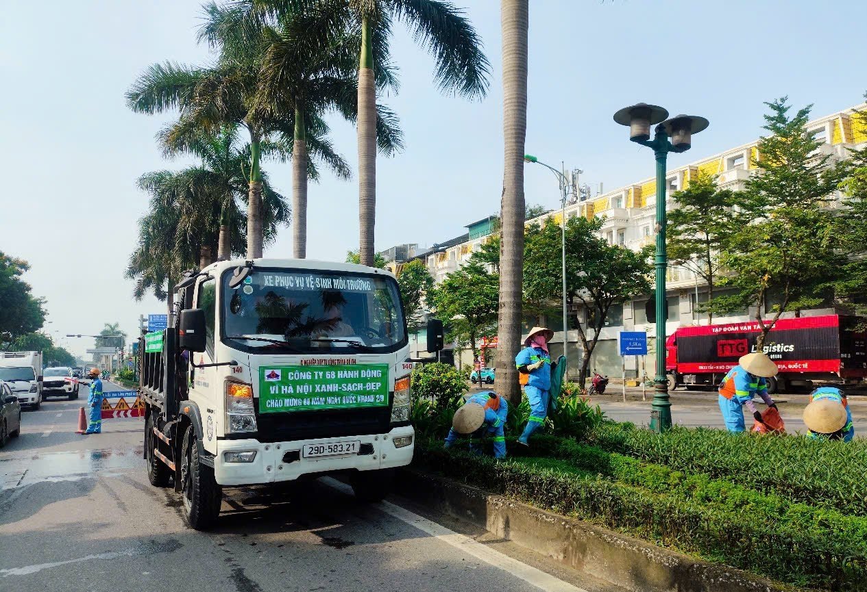 Hà Nội đồng loạt chỉnh trang đô thị hướng tới Lễ kỷ niệm 80 năm Quốc khánh 2/9- Ảnh 1.