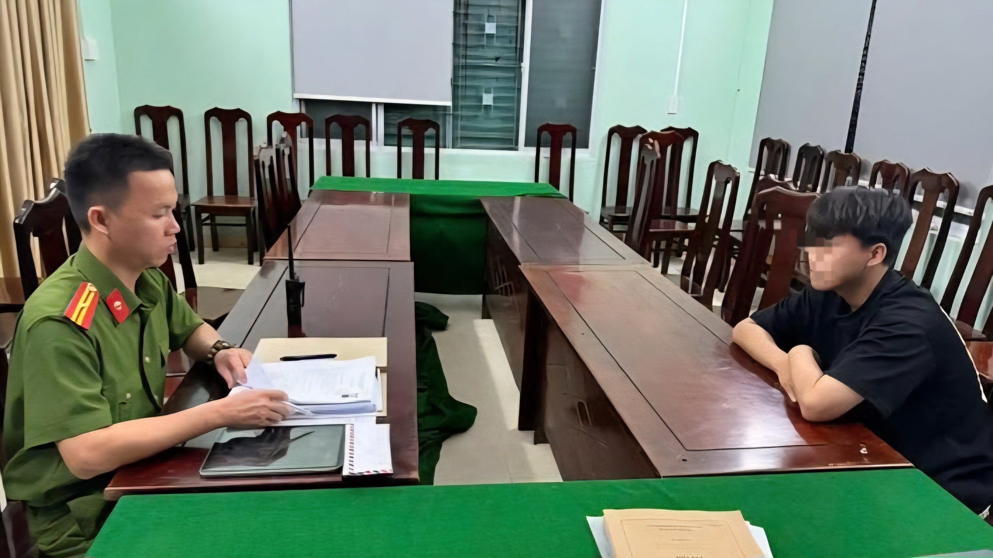 Nhân viên pha chế trộm tiền, vàng của chủ quán cà phê ở Đà Nẵng- Ảnh 1. Nhân viên pha chế trộm tiền, vàng của chủ quán cà phê ở Đà Nẵng- Ảnh 1.