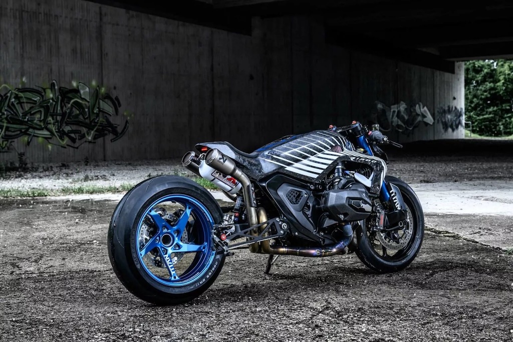 BMW ra mắt siêu mô tô độc đáo- Ảnh 2. BMW ra mắt siêu mô tô độc đáo- Ảnh 2.