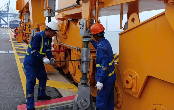 Nhiều cảng biển tại Hải Phòng, Quảng Ninh tạm dừng làm hàng để ứng phó bão số 3- Ảnh 1.