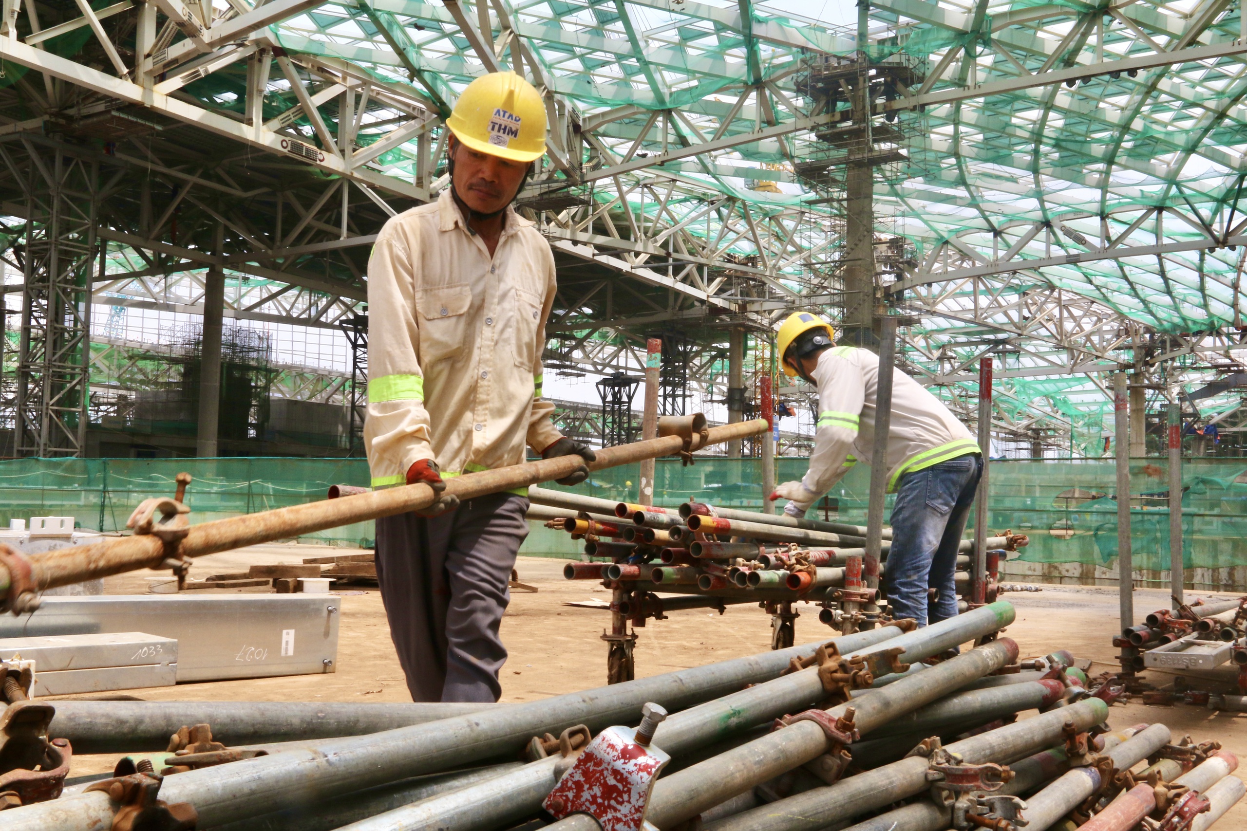 Những bữa cơm, giấc ngủ vội giữa đại công trường sân bay Long Thành- Ảnh 2. Những bữa cơm, giấc ngủ vội giữa đại công trường sân bay Long Thành- Ảnh 2.