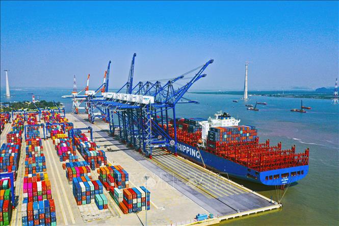 Bộ Xây dựng chỉ đạo toàn ngành trực 24/24h, sẵn sàng ứng phó bão số 3- Ảnh 1. Bộ Xây dựng chỉ đạo toàn ngành trực 24/24h, sẵn sàng ứng phó bão số 3- Ảnh 1.
