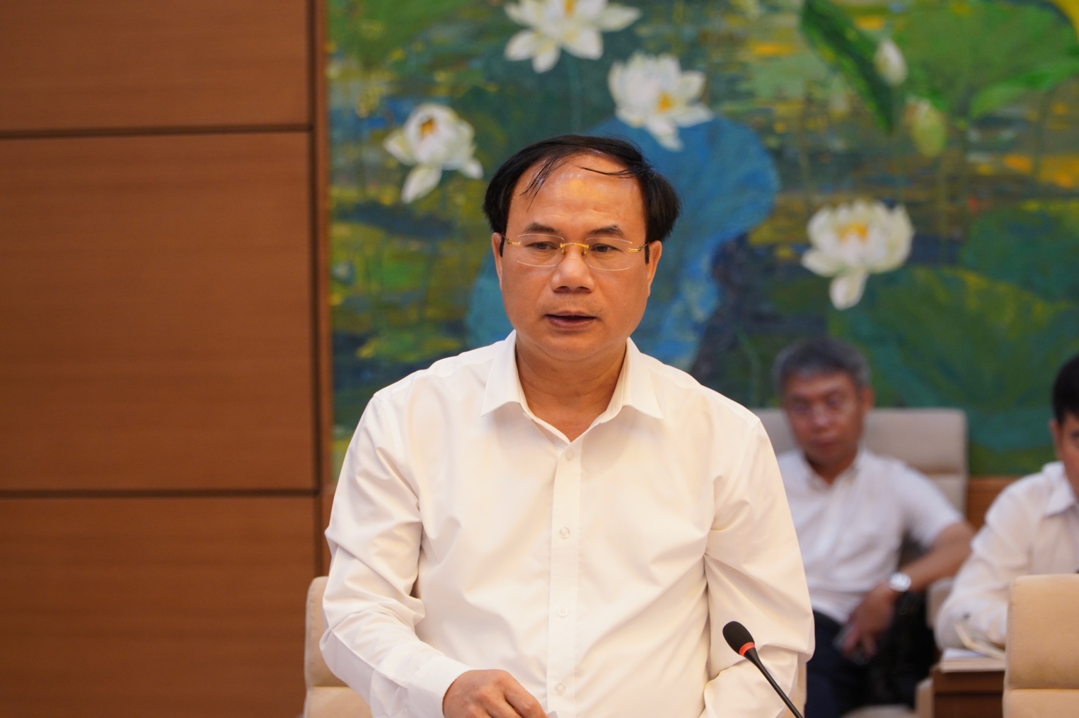 Phát triển hạ tầng giao thông và đô thị thông minh để giảm tác động môi trường- Ảnh 2. F:\DCIM\100MSDCF\DSC04017.JPG