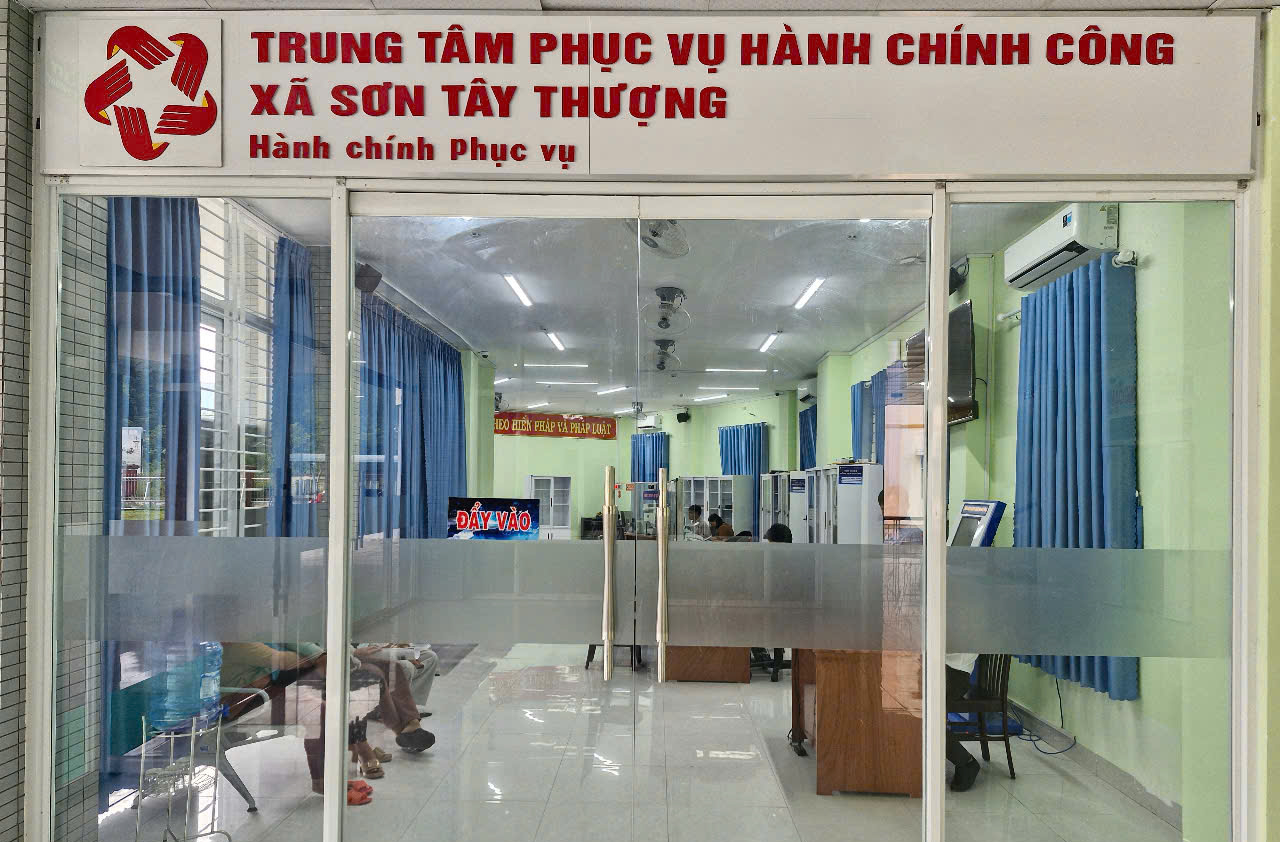 Quảng Ngãi chấn chỉnh tình trạng lạm dụng yêu cầu nộp bản sao có chứng thực- Ảnh 1.