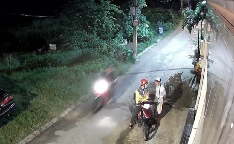 Bắt giữ nam thanh niên cướp vé số của người đàn ông tàn tật ở TP.HCM- Ảnh 1. Bắt giữ nam thanh niên cướp vé số của người đàn ông tàn tật ở TP.HCM- Ảnh 1.