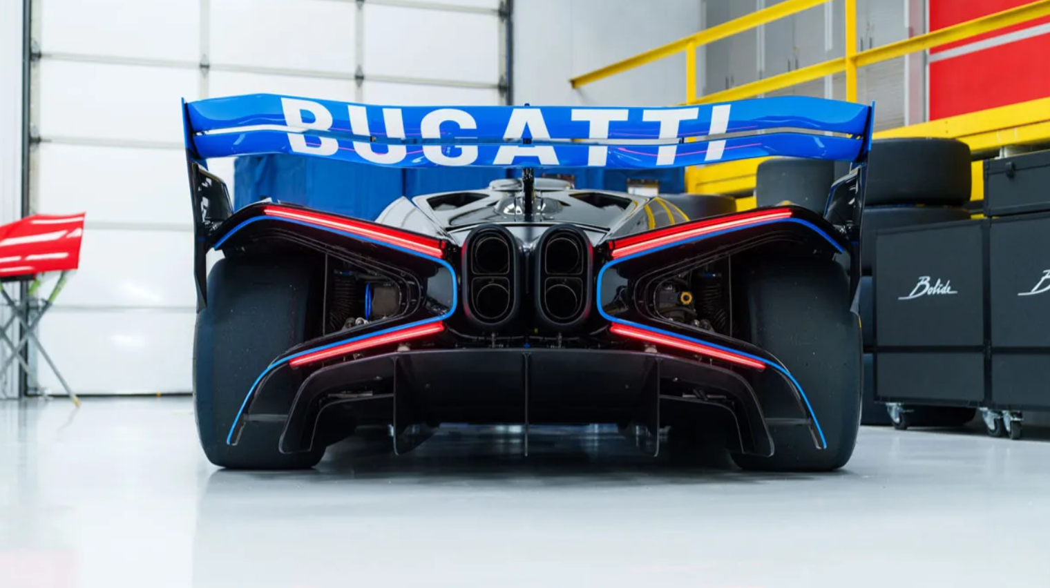 Siêu xe Bugatti Bolide mở bán, giá từ 4,5 triệu USD- Ảnh 5. Siêu xe Bugatti Bolide mở bán, giá từ 4,5 triệu USD- Ảnh 5.
