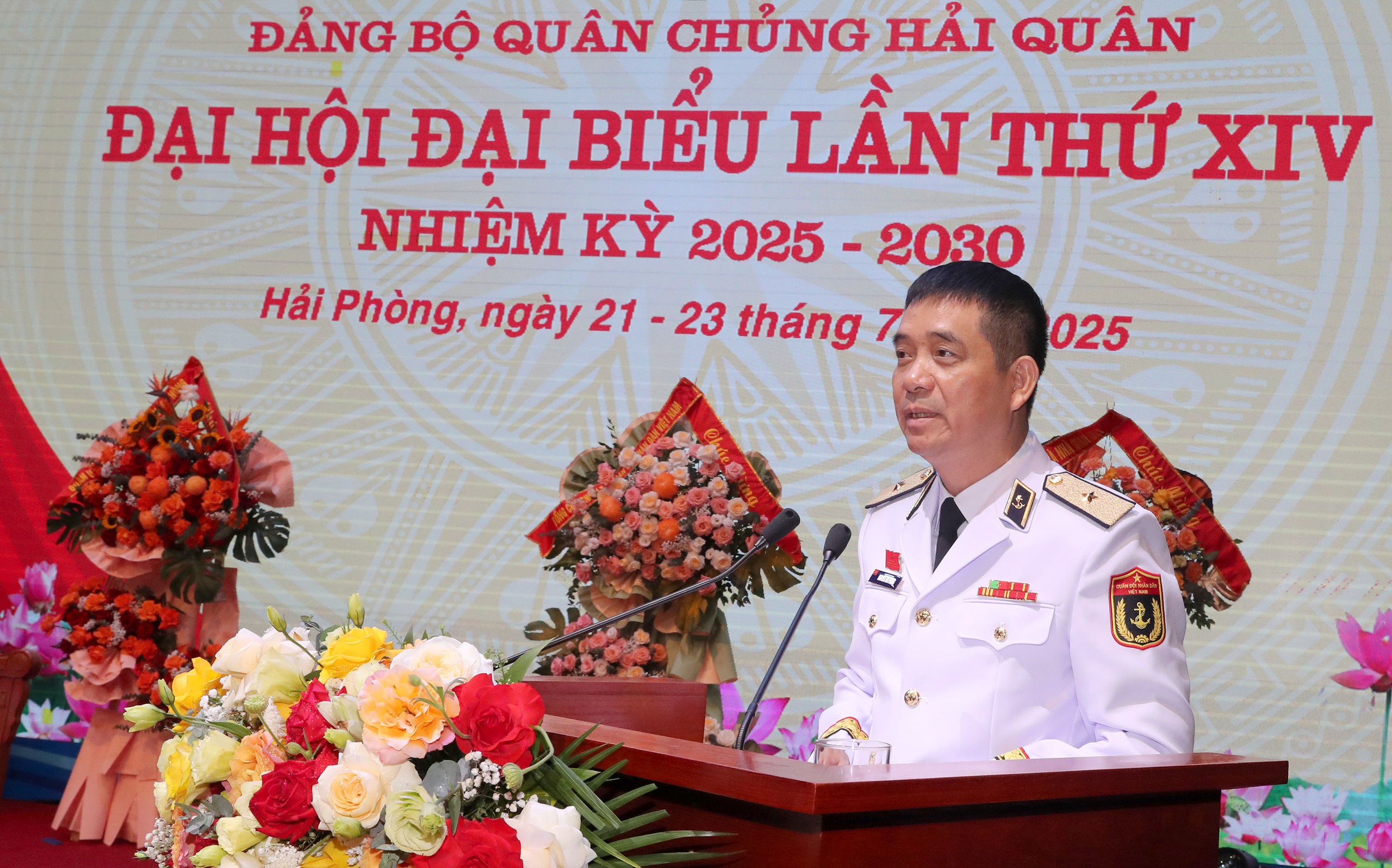 Xây dựng Quân chủng Hải quân hiện đại, đẩy mạnh hội nhập quốc tế- Ảnh 2. Xây dựng Quân chủng Hải quân hiện đại, đẩy mạnh hội nhập quốc tế- Ảnh 2.