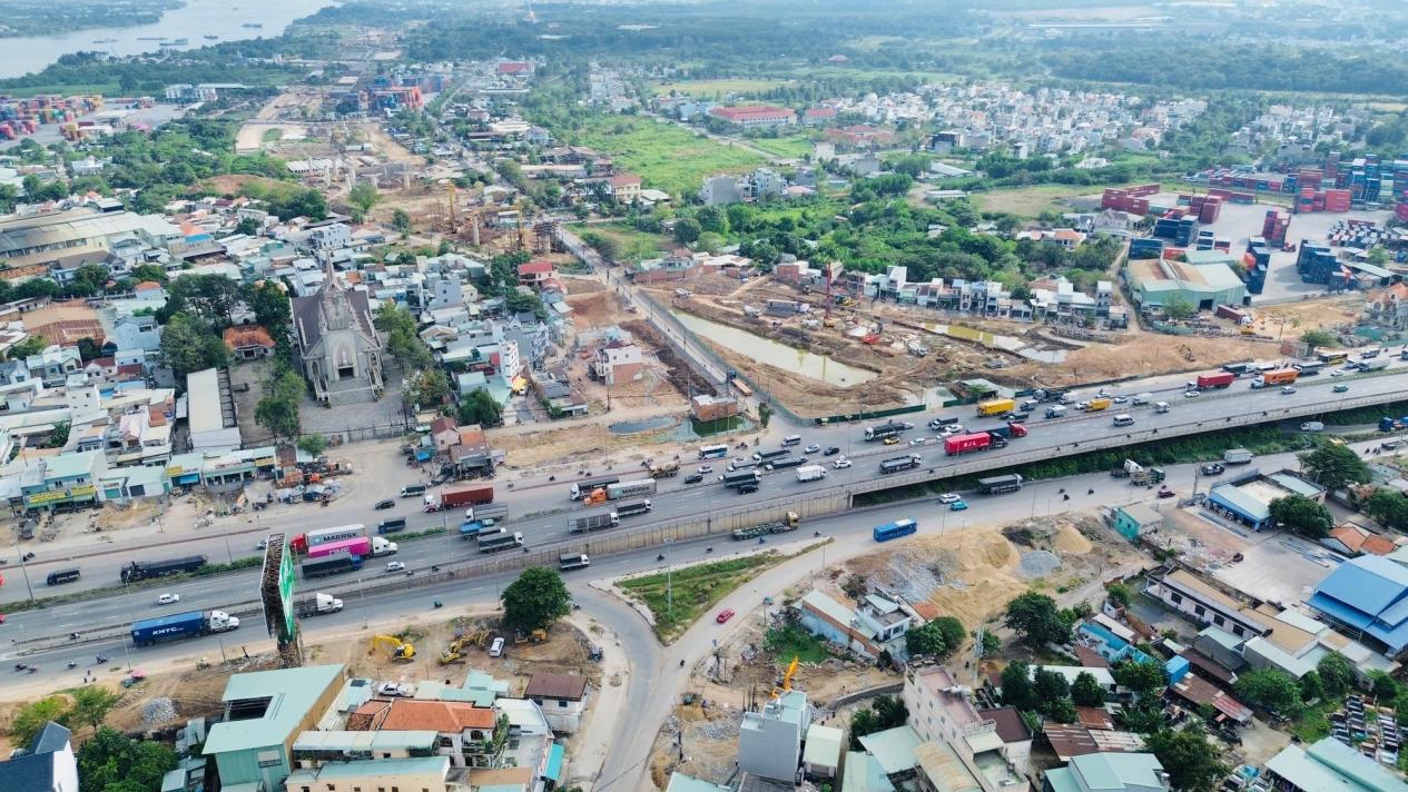 TP.HCM: Nút giao Tân Vạn ùn tắc nghiêm trọng, Sở Xây dựng đưa ra giải pháp khẩn- Ảnh 1. img2919-17526674755081770458589