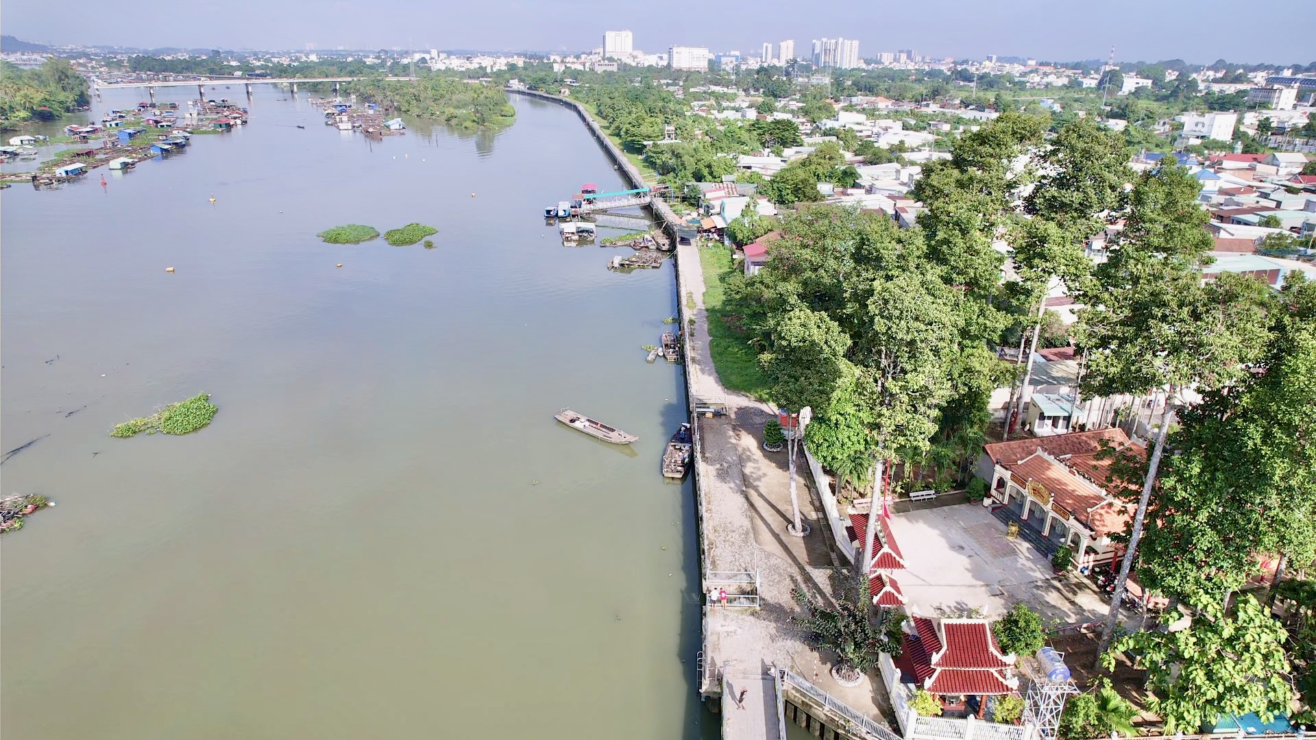Đồng Nai: Yêu cầu chốt kế hoạch giải phóng mặt bằng ba tuyến cao tốc trước 28/7- Ảnh 1. Đồng Nai: Yêu cầu chốt kế hoạch giải phóng mặt bằng ba tuyến cao tốc trước 28/7- Ảnh 1.