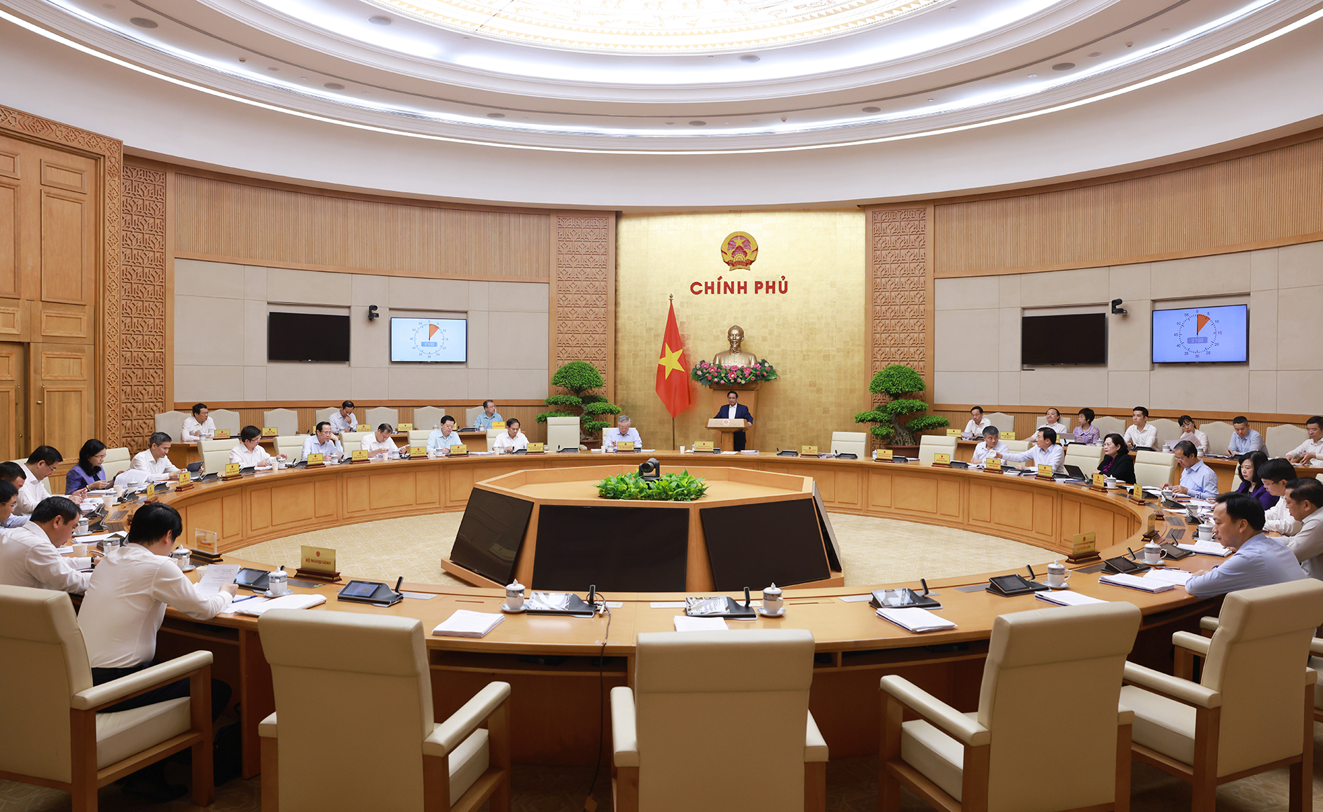 Huy động nguồn lực tư nhân, đẩy mạnh hợp tác công tư trong phát triển hàng không- Ảnh 2. Huy động nguồn lực tư nhân, đẩy mạnh hợp tác công tư trong phát triển hàng không- Ảnh 2.
