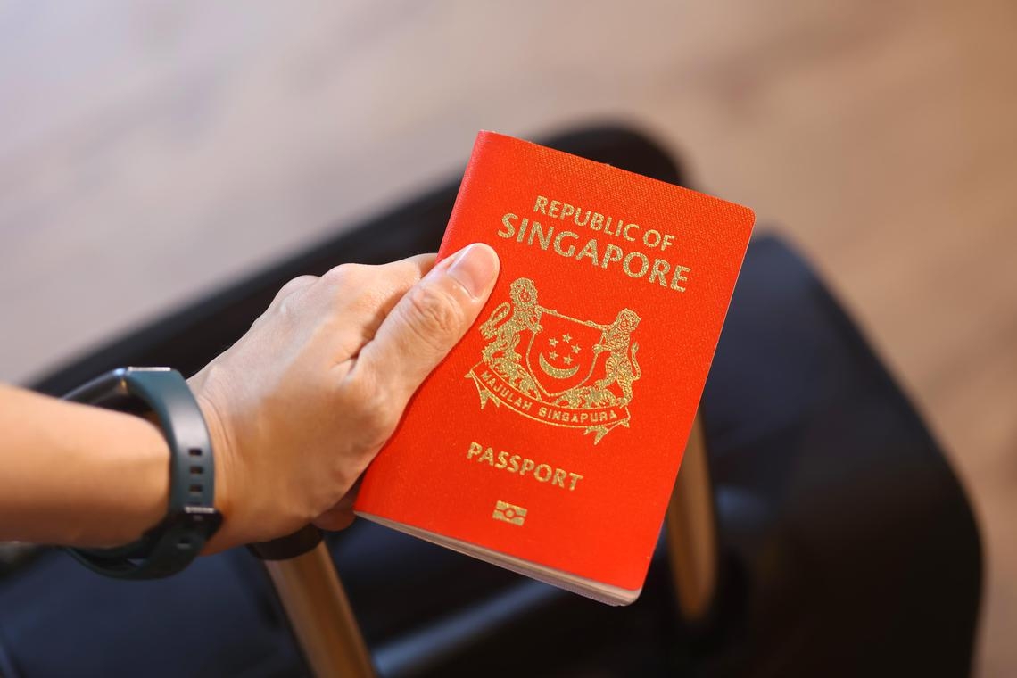 Bảng xếp hạng hộ chiếu quyền lực nhất thế giới quý III/2025: Nhiều thay đổi bất ngờ - Ảnh 1.