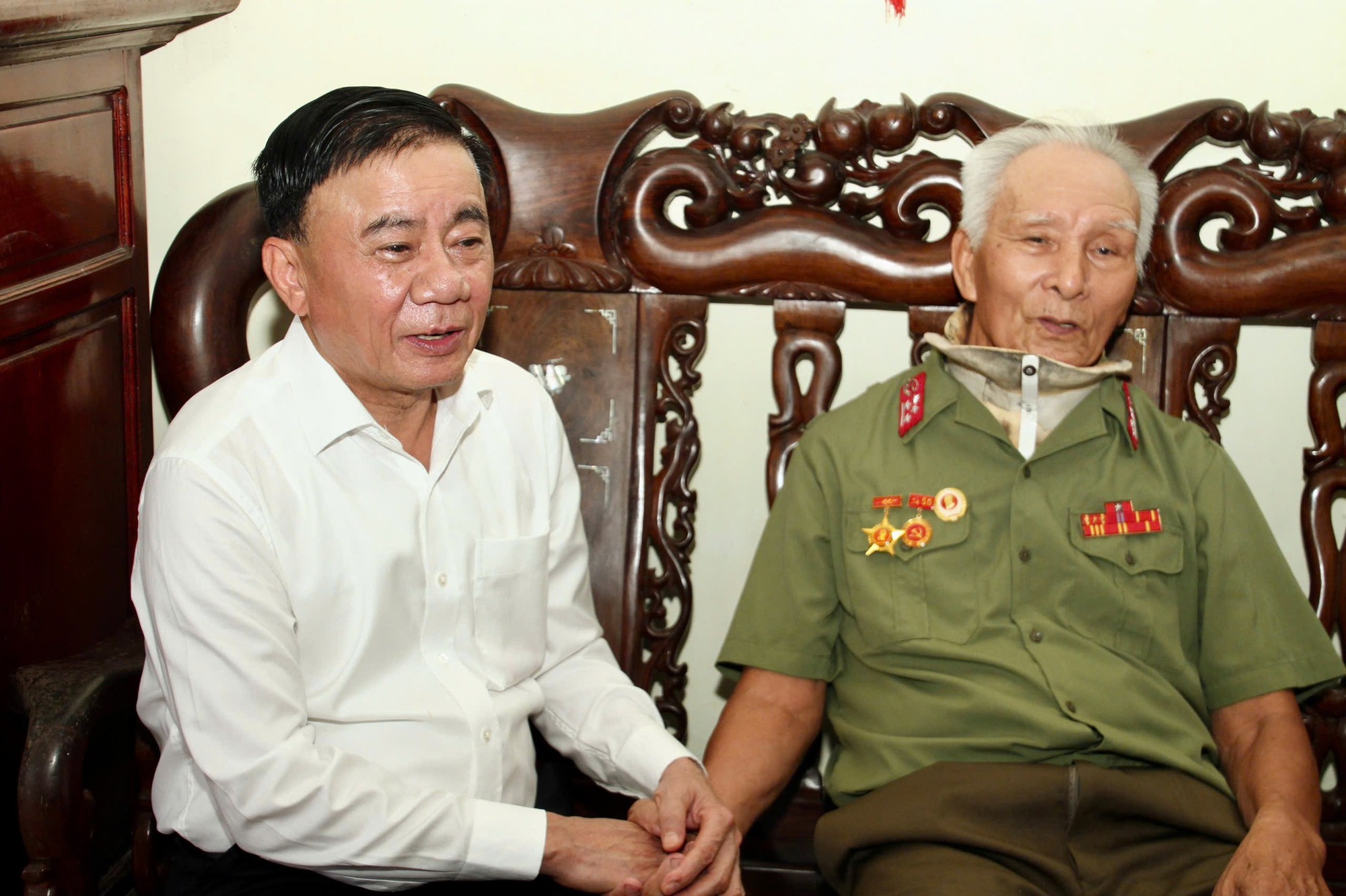 Thường trực Ban Bí thư Trần Cẩm Tú dự Đại hội Đảng bộ phường Hải An- Ảnh 3. Thường trực Ban Bí thư Trần Cẩm Tú dự Đại hội Đảng bộ phường Hải An- Ảnh 3.