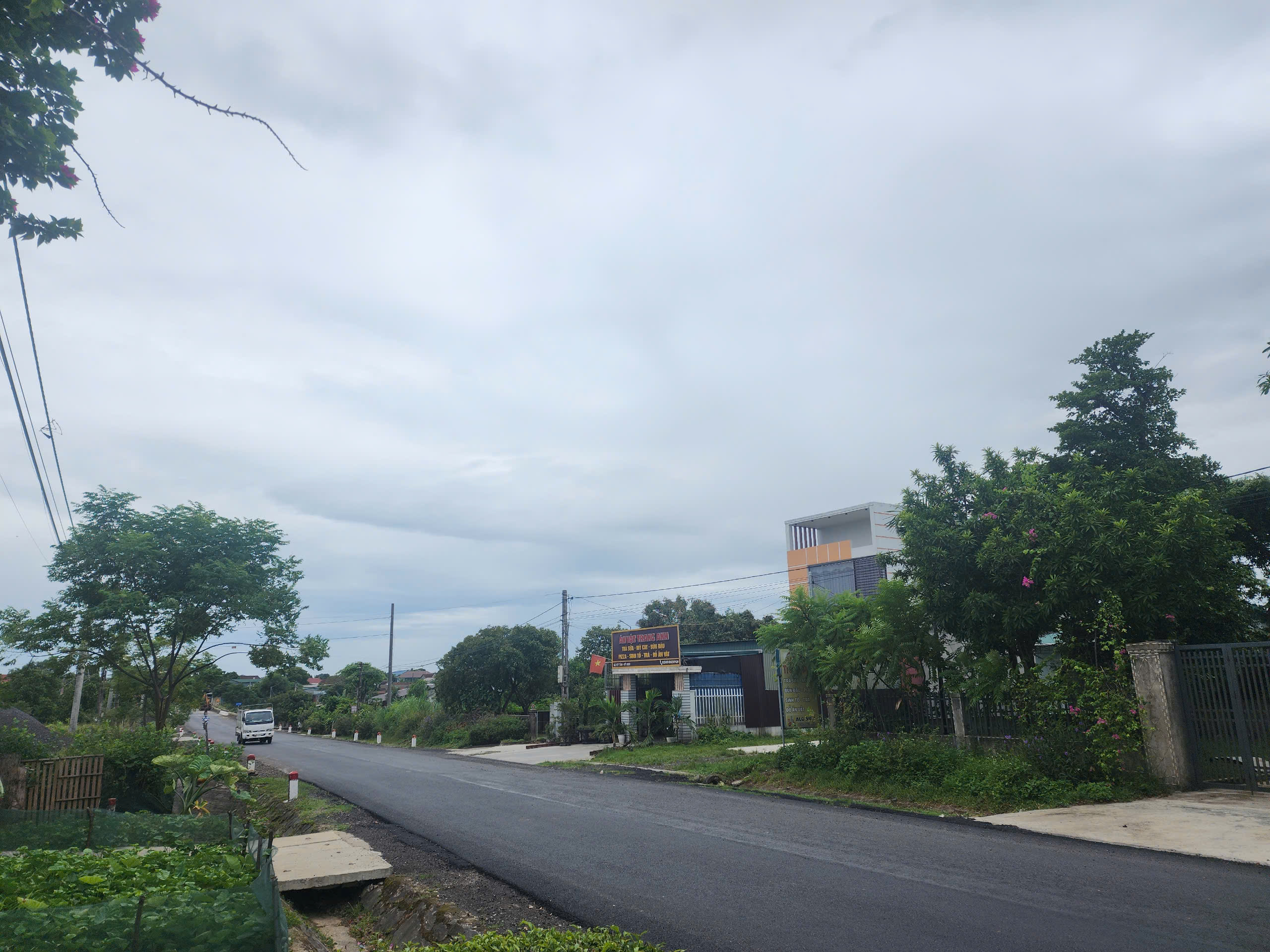 Hơn 1.200 hộ dân Hà Tĩnh di dời phục vụ đường sắt tốc độ cao kỳ vọng gì về nơi ở mới?- Ảnh 2.