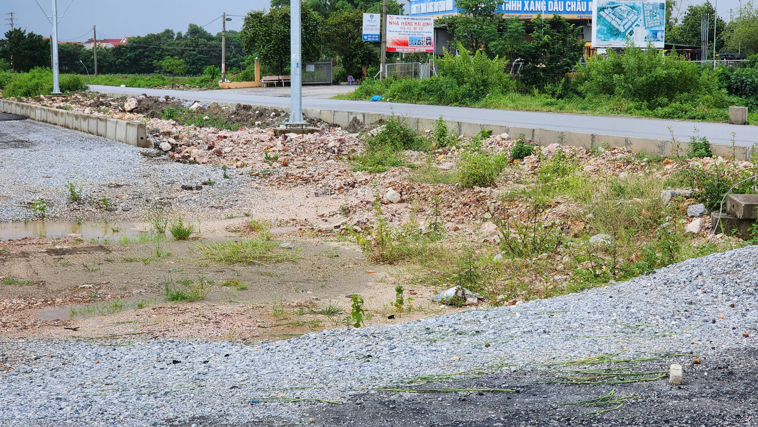 Thiếu mặt bằng, dự án đường trăm tỷ qua khu công nghiệp ở Bắc Ninh vỡ tiến độ- Ảnh 3.
