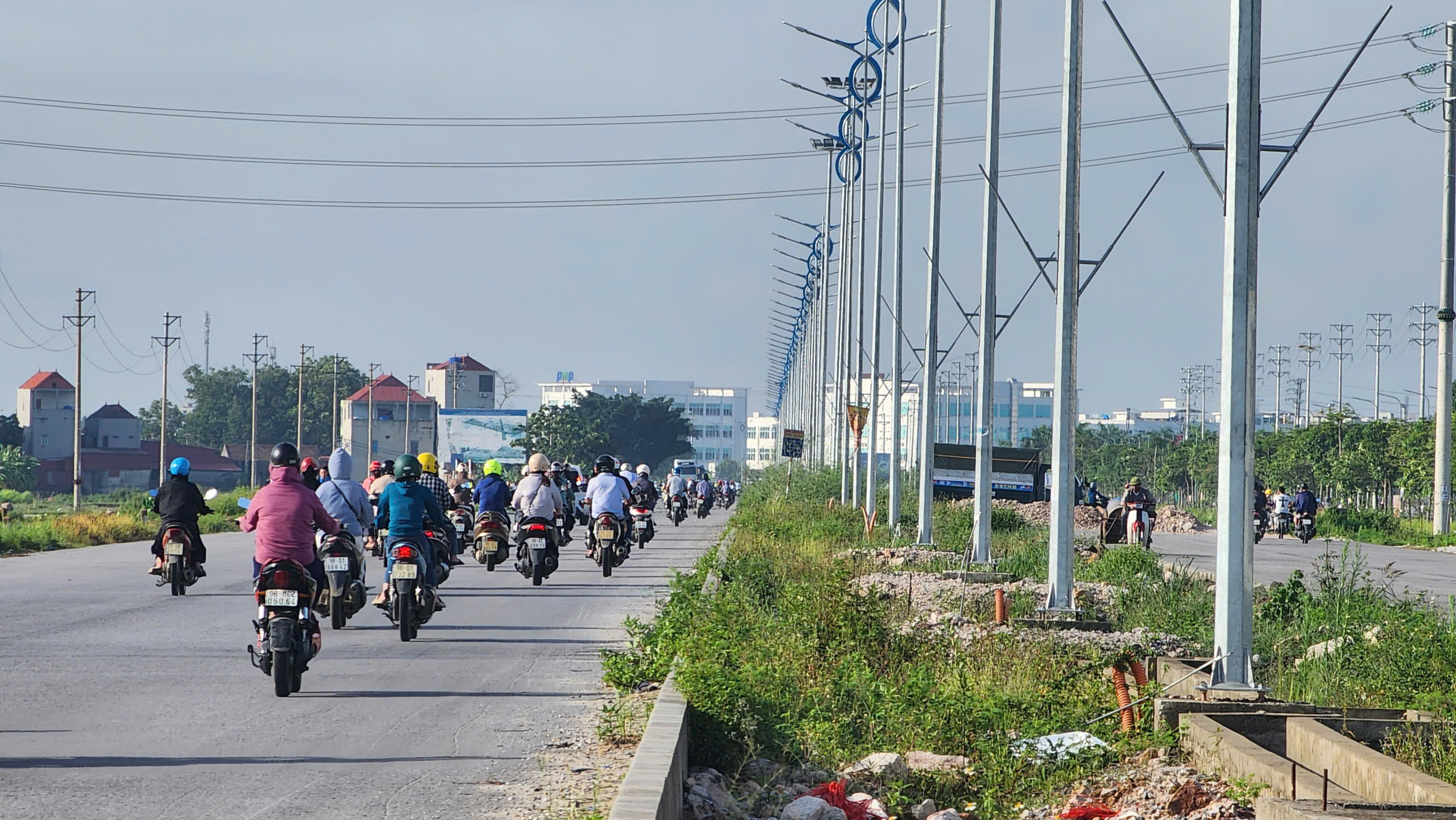 Thiếu mặt bằng, dự án đường trăm tỷ qua khu công nghiệp ở Bắc Ninh vỡ tiến độ- Ảnh 6.