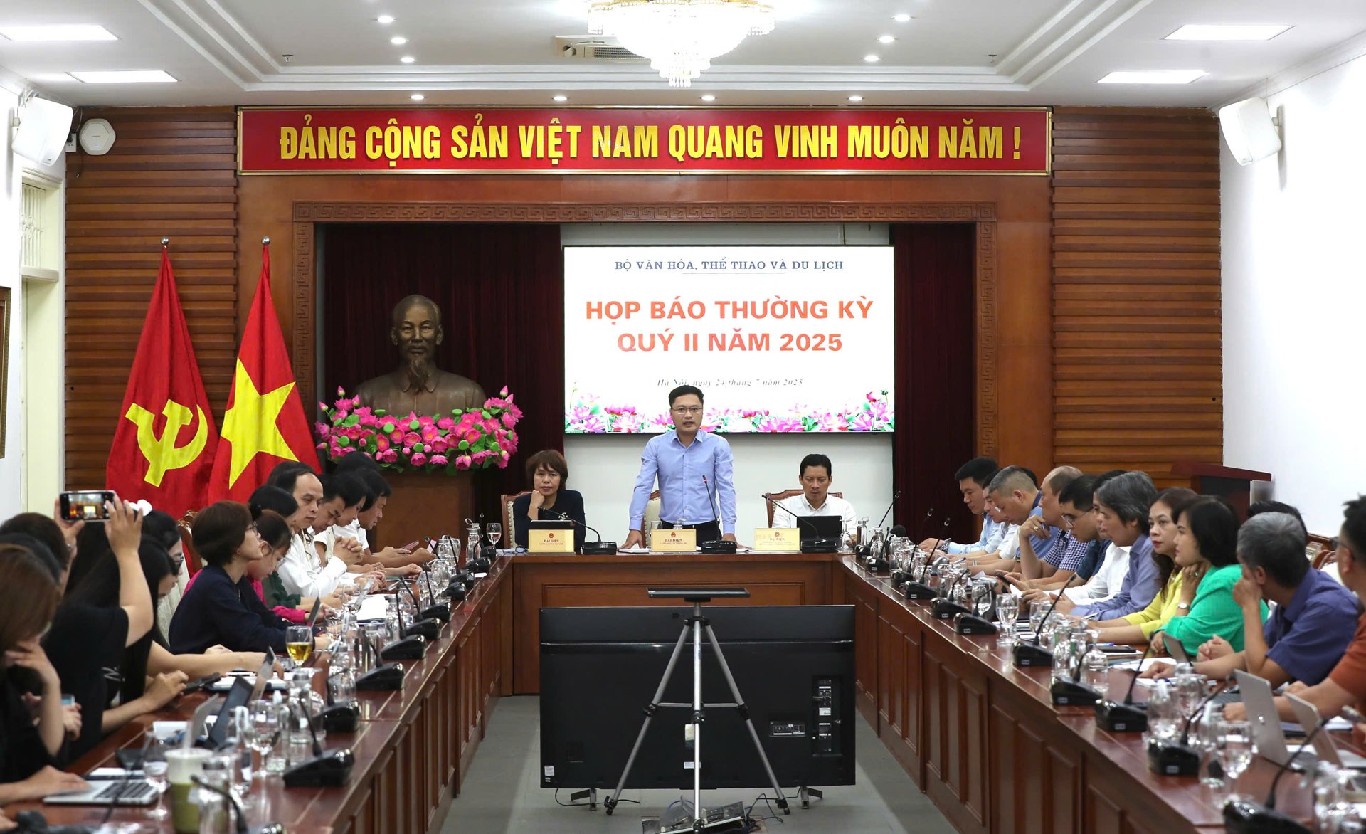 Cục Nghệ thuật biểu diễn lên tiếng về việc rapper Bình Gold, Công Trí dùng chất cấm- Ảnh 2.