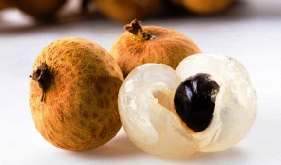 Trẻ hóc hạt nhãn, hạt na, cha mẹ lưu ý điều này để cứu con- Ảnh 1. Trẻ hóc hạt nhãn, hạt na, cha mẹ lưu ý điều này để cứu con- Ảnh 1.