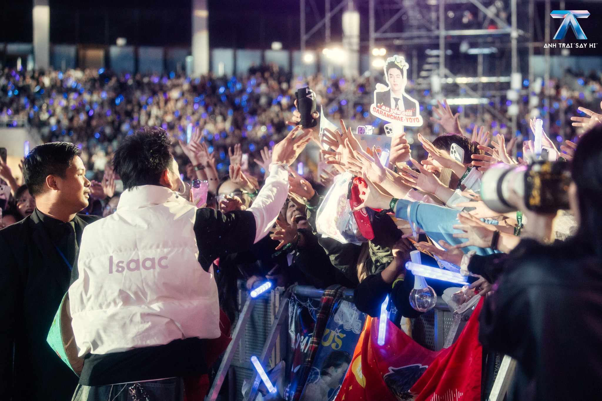 Concert Việt bứt khỏi sân khấu thần tượng, bước vào cuộc chơi kinh tế mềm- Ảnh 3. Concert Việt bứt khỏi sân khấu thần tượng, bước vào cuộc chơi kinh tế mềm- Ảnh 3.