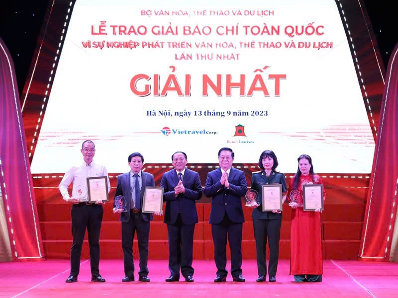Tìm kiếm tác phẩm báo chí xuất sắc về văn hóa Việt Nam- Ảnh 2.