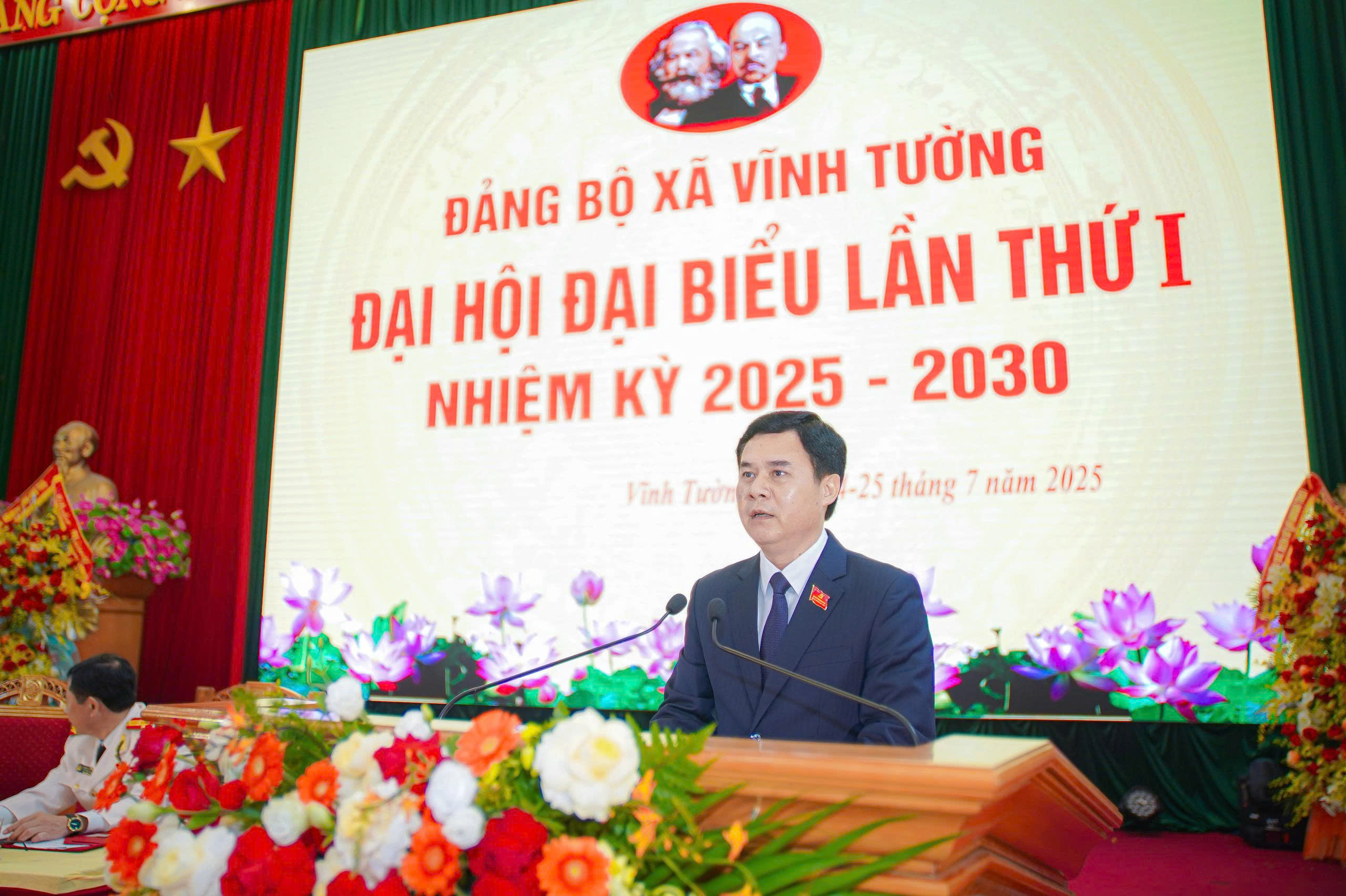 Phú Thọ: Xã Vĩnh Tường hướng tới mục tiêu chuyển đổi số mạnh mẽ- Ảnh 1. Phú Thọ: Xã Vĩnh Tường hướng tới mục tiêu chuyển đổi số mạnh mẽ- Ảnh 1.