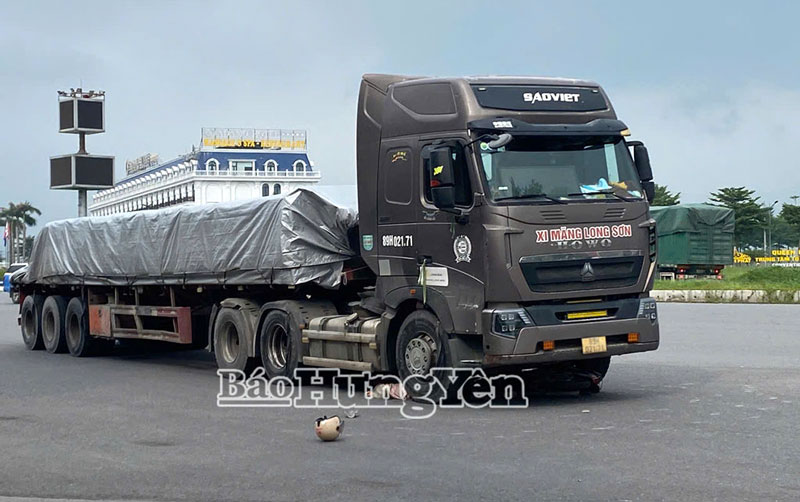 Hiện trường vụ tai nạn giao thông - Ảnh: Báo Hưng Yên. Hiện trường vụ tai nạn giao thông - Ảnh: Báo Hưng Yên.