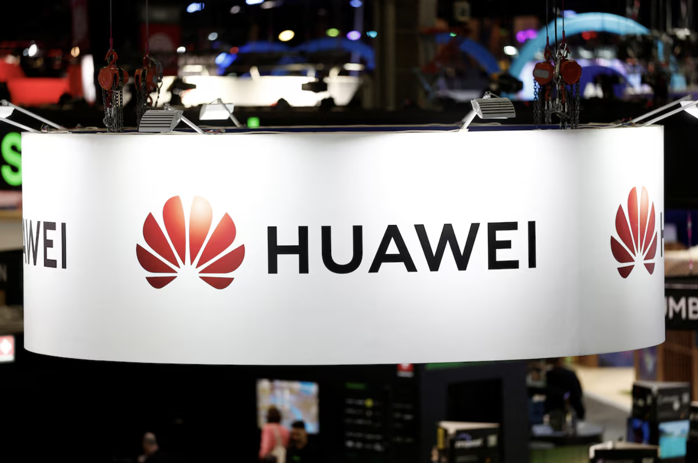 Huawei ra mắt hệ thống tính toán AI cạnh tranh Nvidia- Ảnh 1. Huawei ra mắt hệ thống tính toán AI cạnh tranh Nvidia- Ảnh 1.