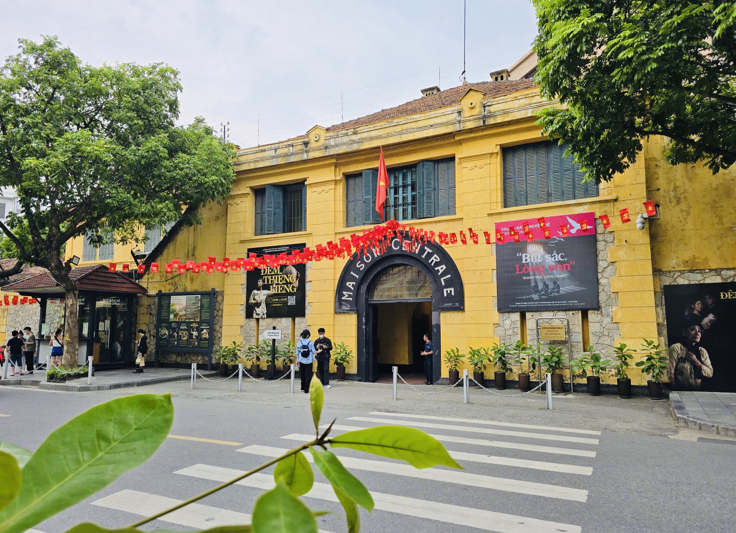 Tháng 7 tri ân: Những địa chỉ đỏ khắc ghi ký ức hào hùng ở Thủ đô- Ảnh 1. Tháng 7 tri ân: Những địa chỉ đỏ khắc ghi ký ức hào hùng ở Thủ đô- Ảnh 1.